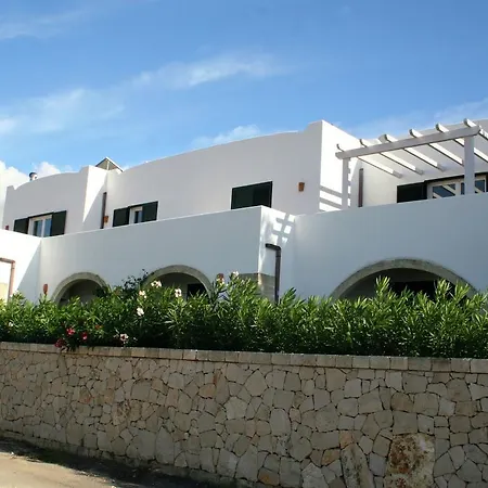 Seafront In Apulia With Shared Garden Nardò