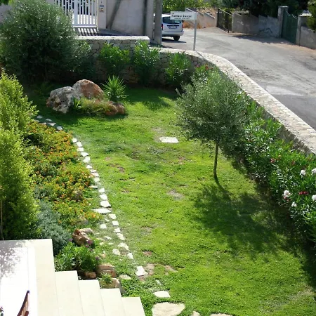Seafront In Apulia With Shared Garden Prázdninový dům