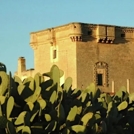 Seafront In Apulia With Shared Garden * Nardò